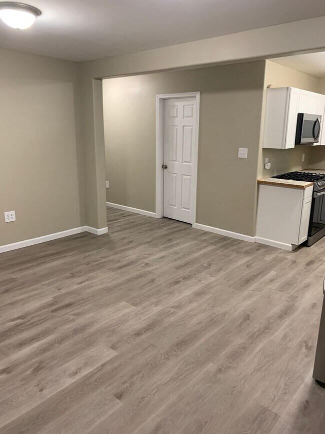 Photo - 1568 N Williwaw Way Unidad #2