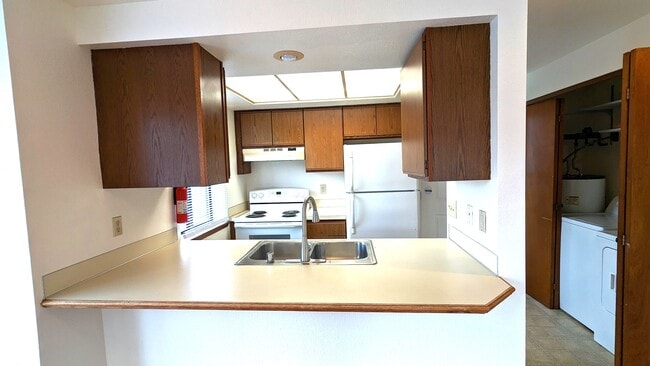 Photo - 2288 Douglas Rd Unit 12