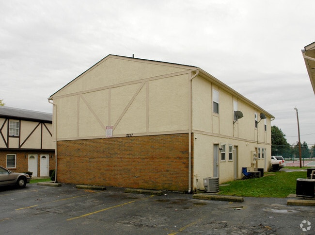 Photo - Webster Canyon  Townhomes