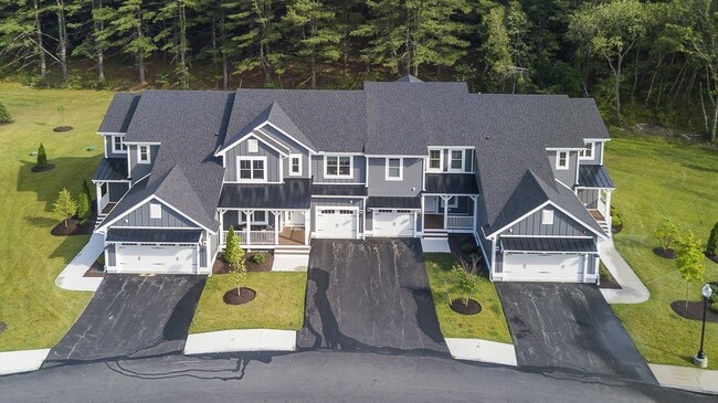 Photo - 19 Lily Pond Ln Townhome