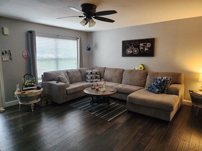 Photo - Patriot's Ridge 2 Bd / 1.5 Bth Condo With ...
