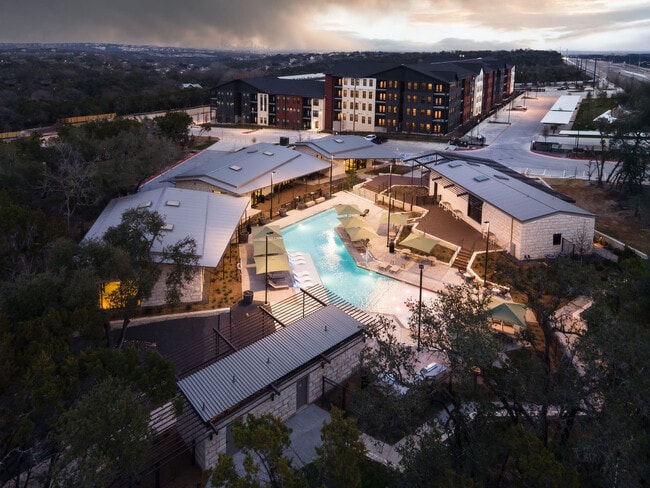 Building Photo - Sonora