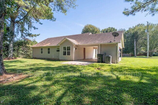 Photo - 107 Ann Bradley Dr