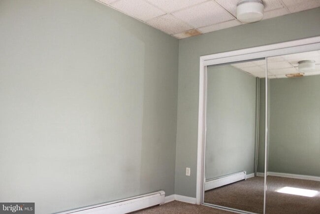 Photo - 122 E Queen St Unit 1