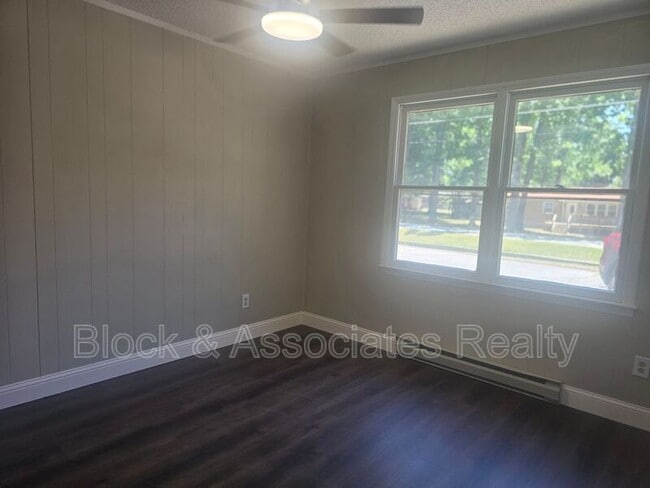Photo - 506 Lake Dr Unit Apt G