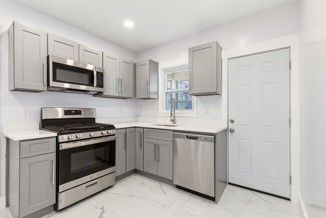 Photo - 11 Tucker St Townhome
