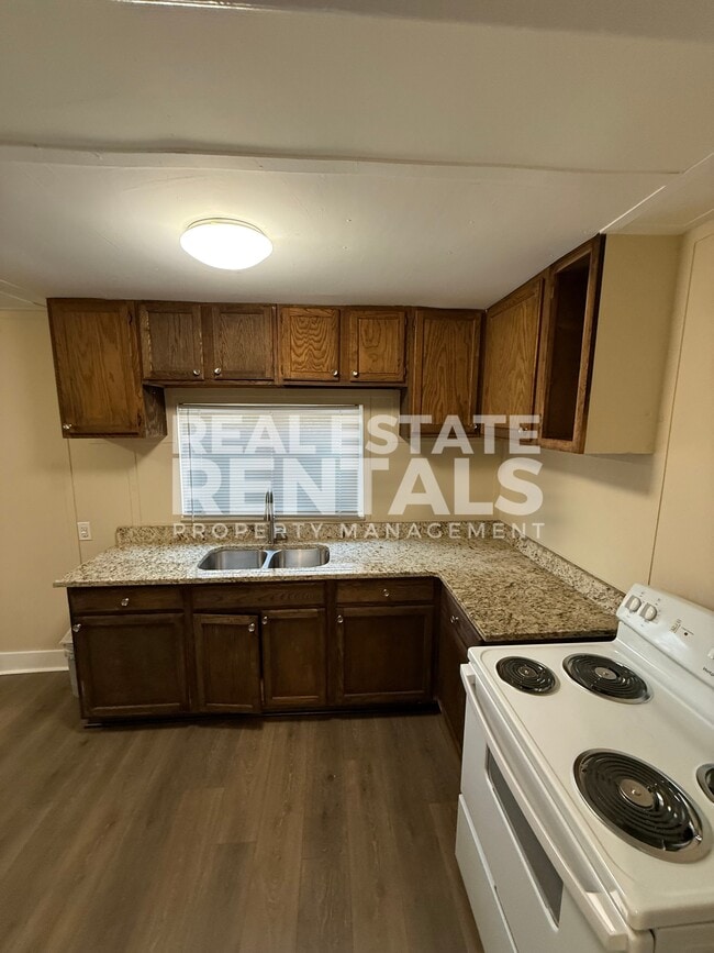 Photo - 504 Pearl St