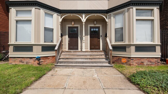 Photo - 1510 Trumbull St