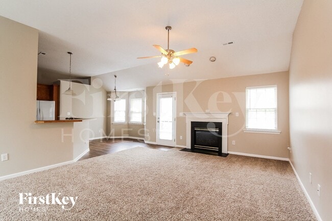 Photo - 164 Silver Birch Ln