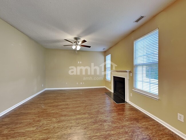 Photo - 3527 Rivermist Dr