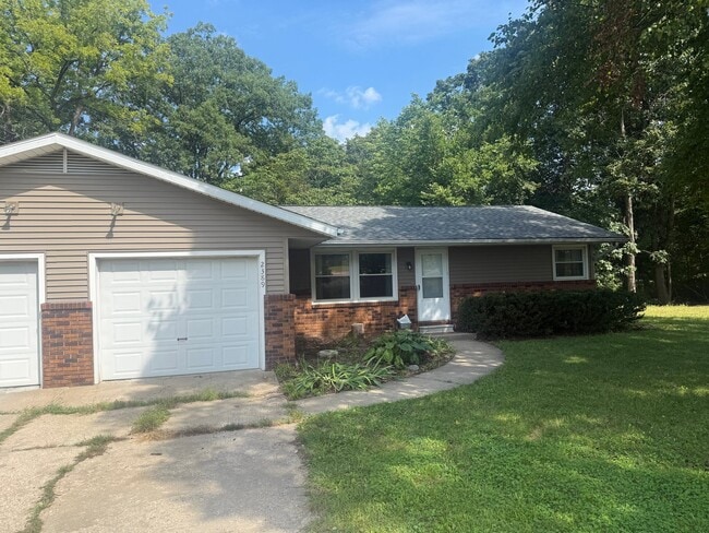 2389 Hollands Grove Rd