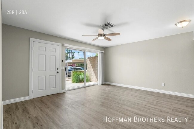 Building Photo - 32450 Candlewood Dr Unit 6