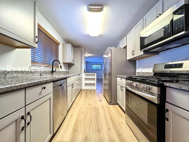 Photo - 6638 S Logan St