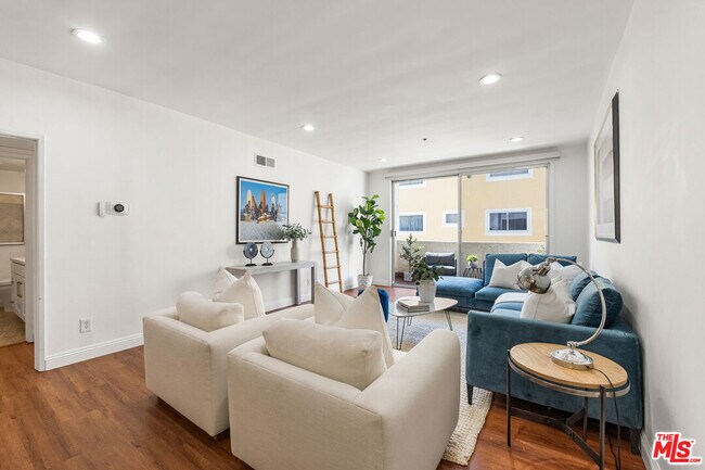 Photo - 125 Montana Ave Condo Unit 203