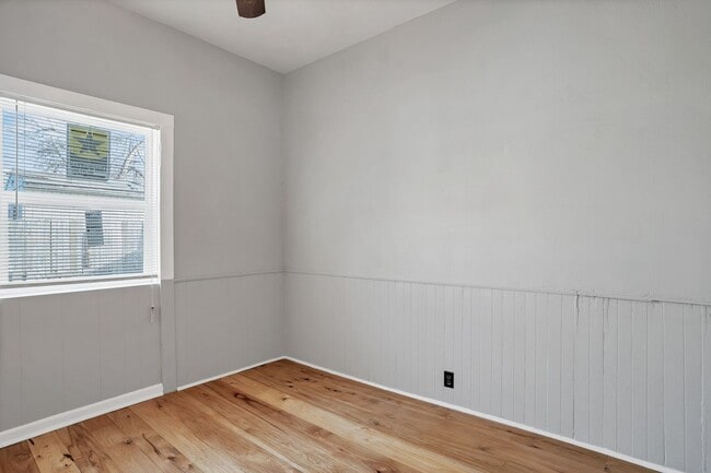 Photo - 511 Schirmer St Unit #1F (Frist floor)