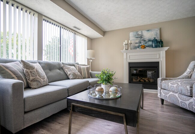 Willow Pond Apartments & Townhouses