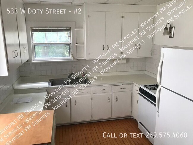 Photo - 533 W Doty St Unit #2