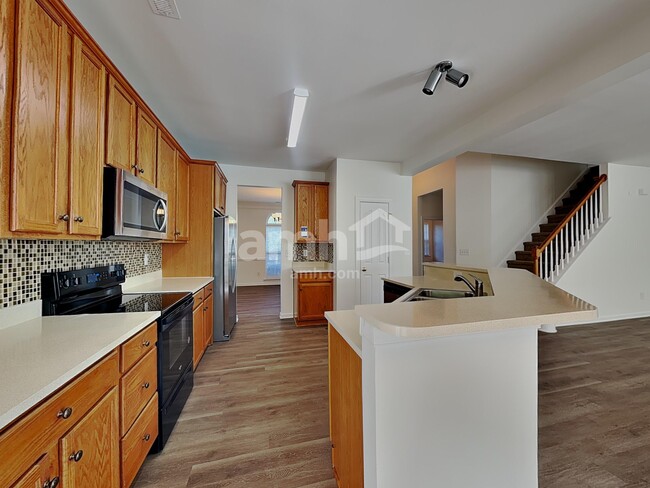 Photo - 6108 The Meadows Ln