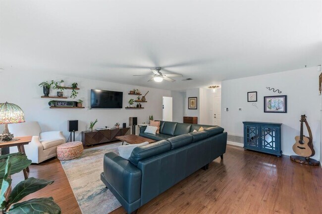 Photo - 6609 Lancret Hill Dr