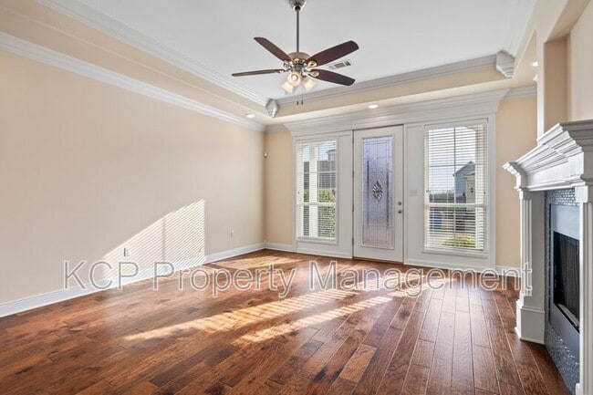 Photo - 17 Jeffrey Way