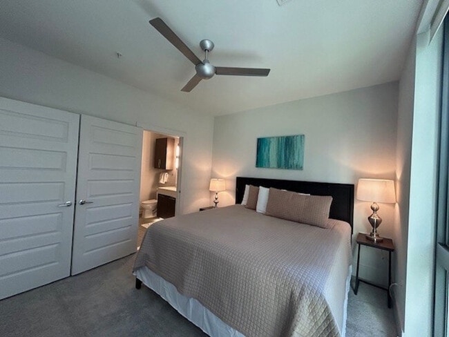 Photo - 95 8th St NW Unidad SI ID1604700P