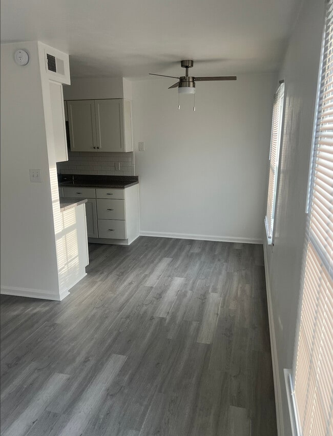 Renovated Units In The VIBE District!