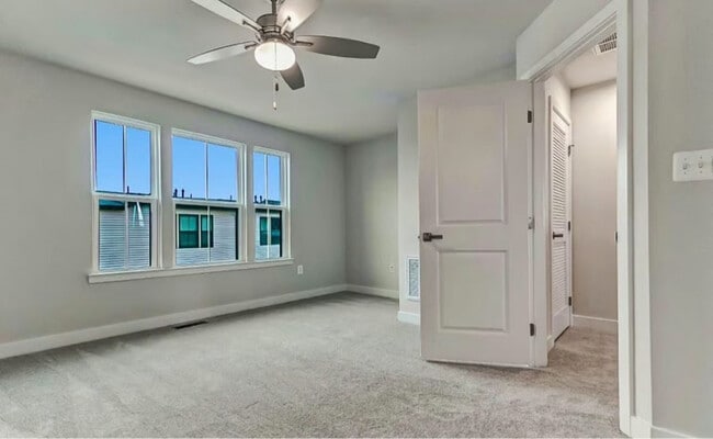 Photo - 2820 Arts Vista Blvd