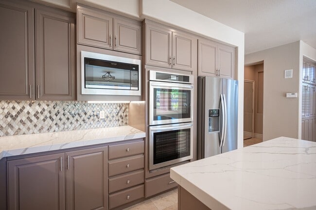 Photo - Live The Red Rock Country Club Lifestyle!!