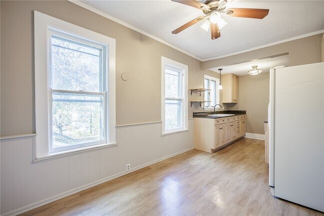 Photo - 1609 Culver Rd