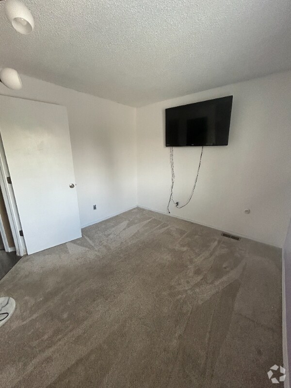 Building Photo - 16921 E Stanford Ave Rental