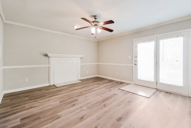 Photo - 5424 Park Pl S