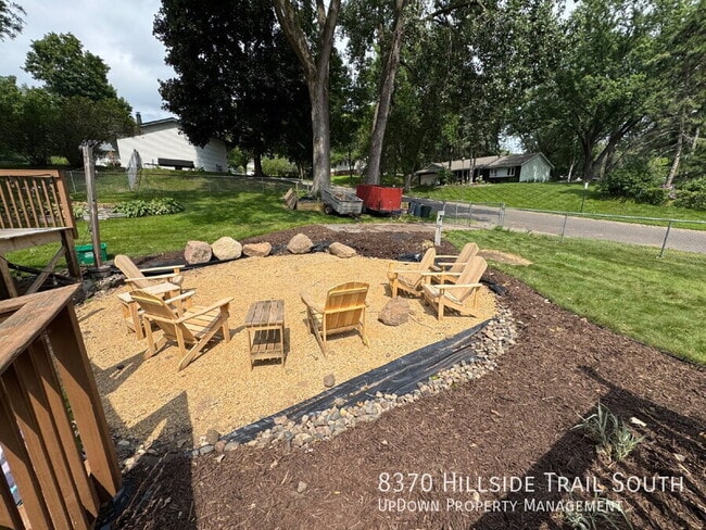 Photo - 8370 Hillside Trail S