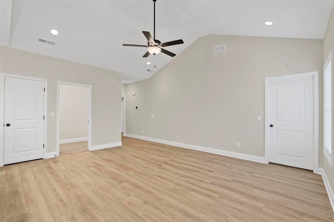 Photo - 1156 Shallowford St