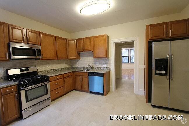 Building Photo - 283 St Paul St Unit 32 Rental