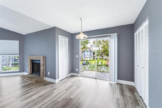 Photo - 943 Bakewell Ct Unit 207