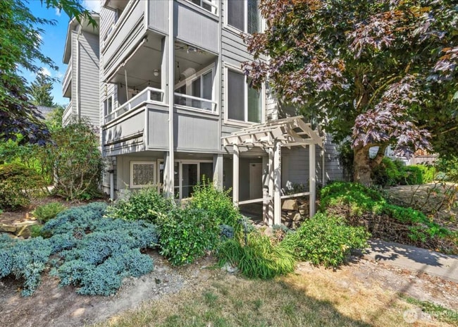 Photo - 2448 NW 59th St Unidad #301