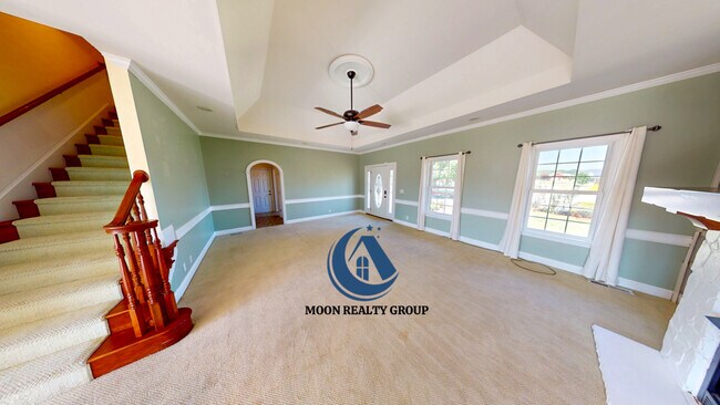 Photo - 106 E Wendy Way