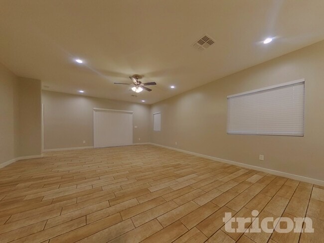 Photo - 109 E Mountain View Dr