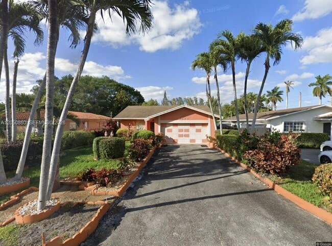 Building Photo - 6225 SW 59th St