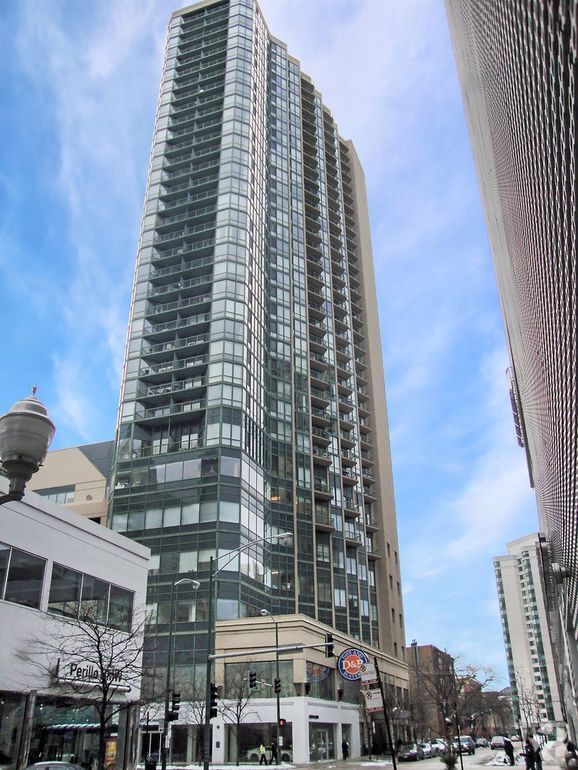 Building Photo - 111 W Maple St Unit 1605 Rental