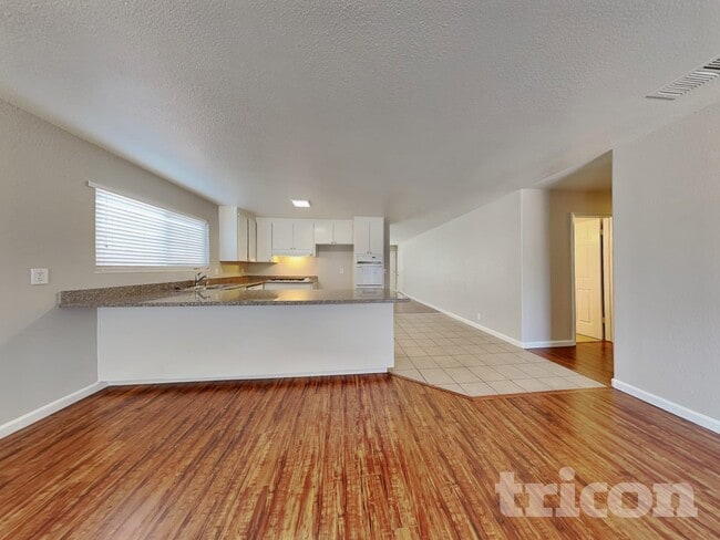 Photo - 3034 Cleveland Pl