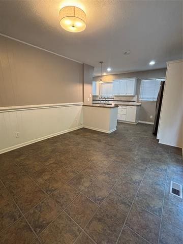 Photo - 1904 Cornell Ln