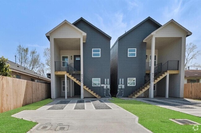 Building Photo - 9730 Tuffly St Unit B Rental
