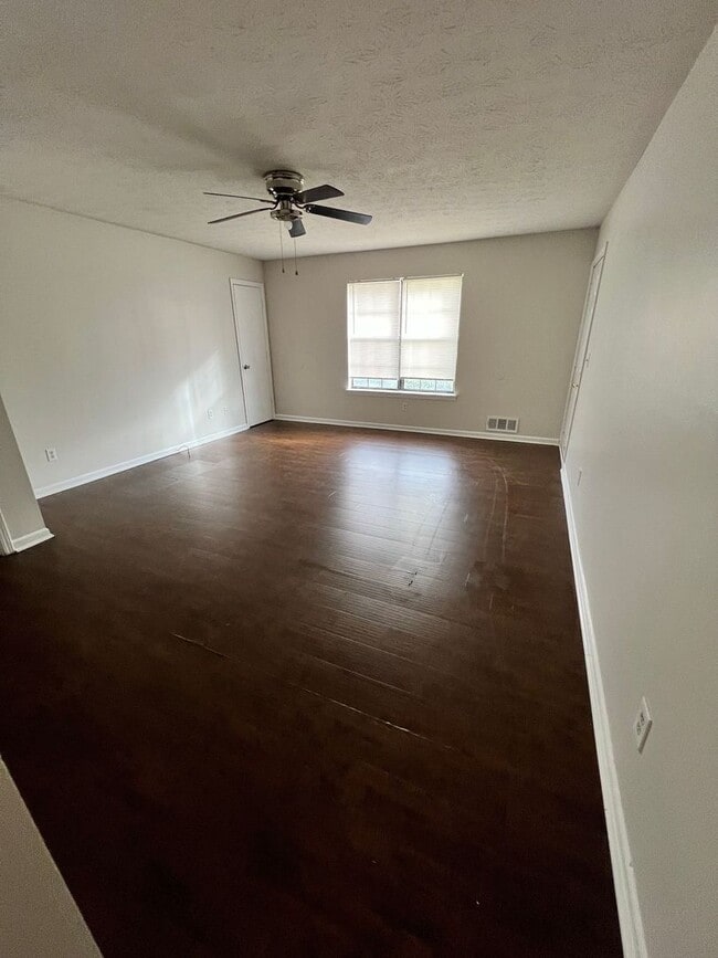 Photo - 3143 Dove Ct SW Unidad 3143 - B Dove Court