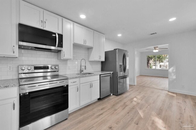 Photo - 723 Lakewood Rd