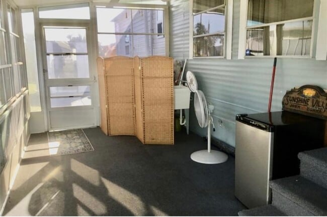 Photo - 307 Marlette Dr