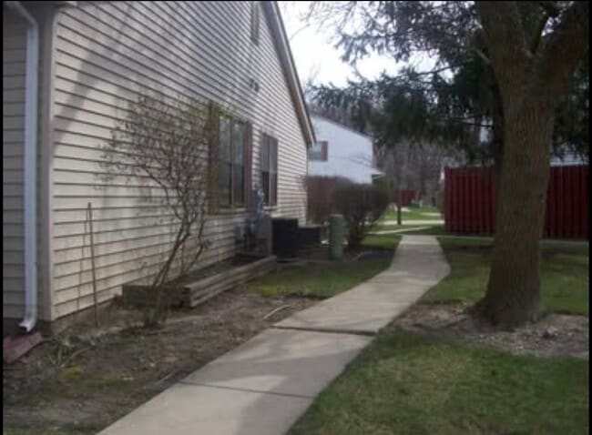 Photo - 1950 Hancock Dr