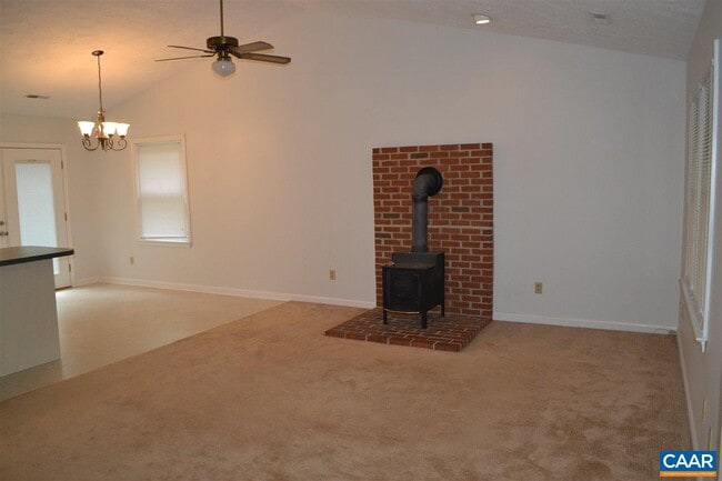 Photo - 15 Englewood Dr