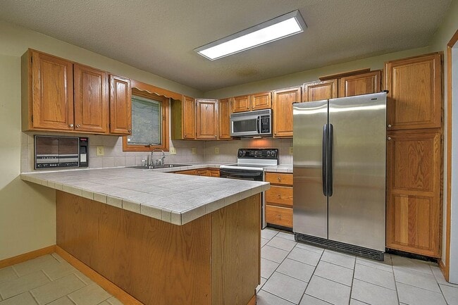 Photo - 3 Bedroom 3 Bathroom Home in Kingsport, TN