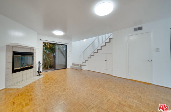 Photo - 2453 Chelsea Pl Condo Unit 3